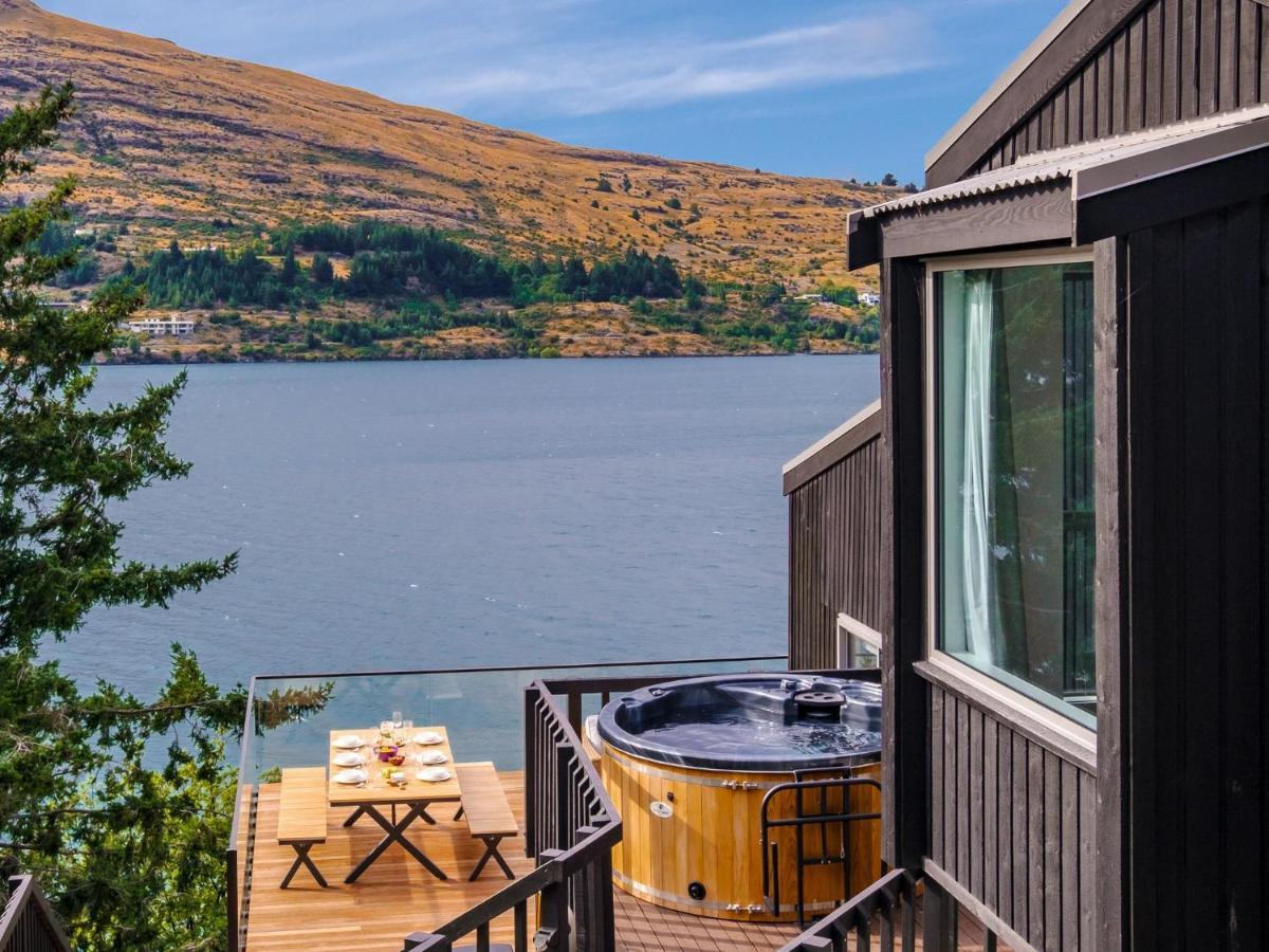 Queenstown Lakefront Dream 4 Bed ภายนอก รูปภาพ