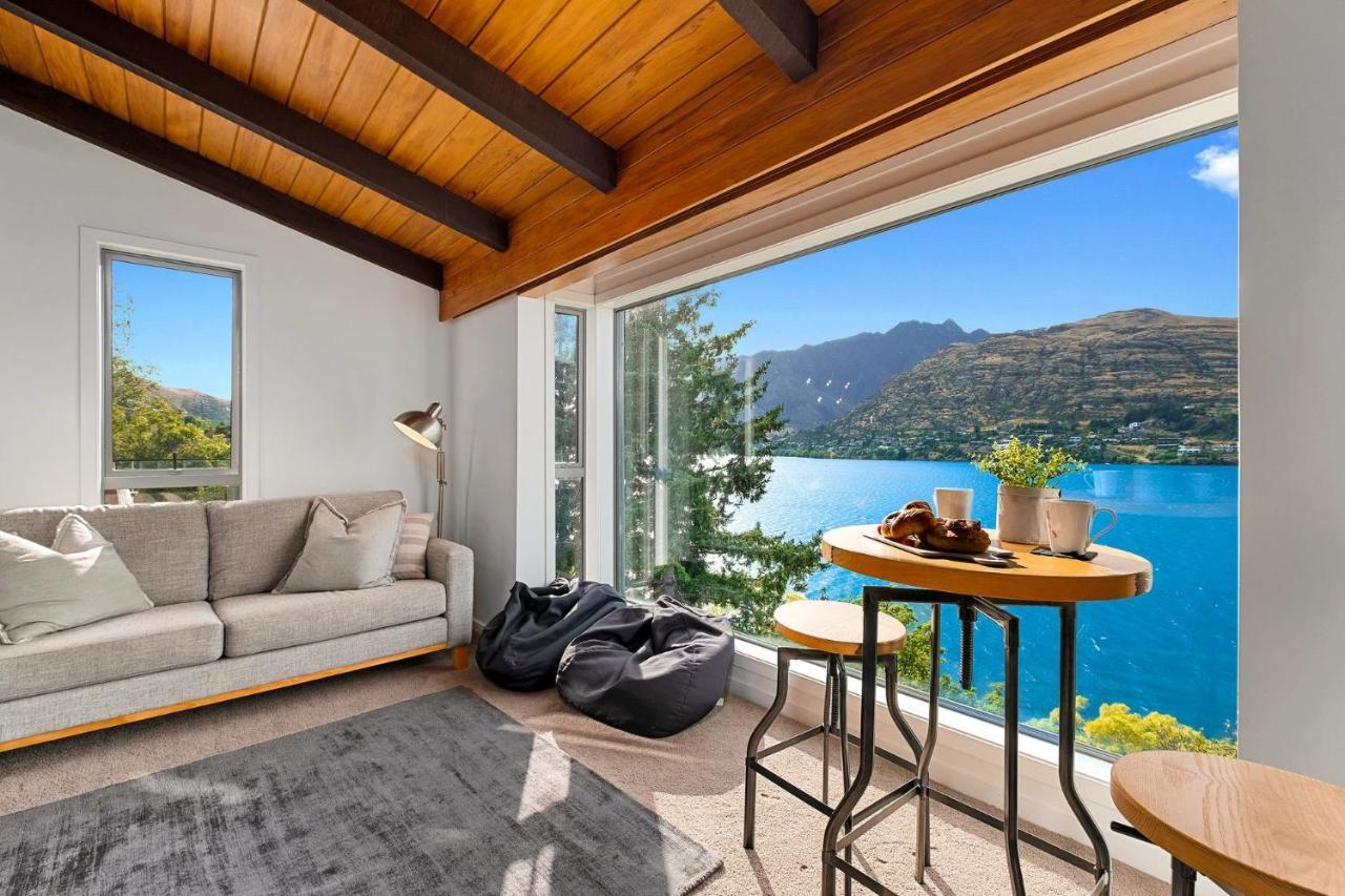 Queenstown Lakefront Dream 4 Bed ภายนอก รูปภาพ
