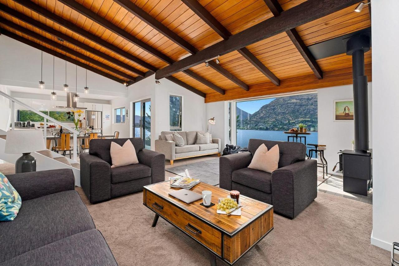 Queenstown Lakefront Dream 4 Bed ภายนอก รูปภาพ