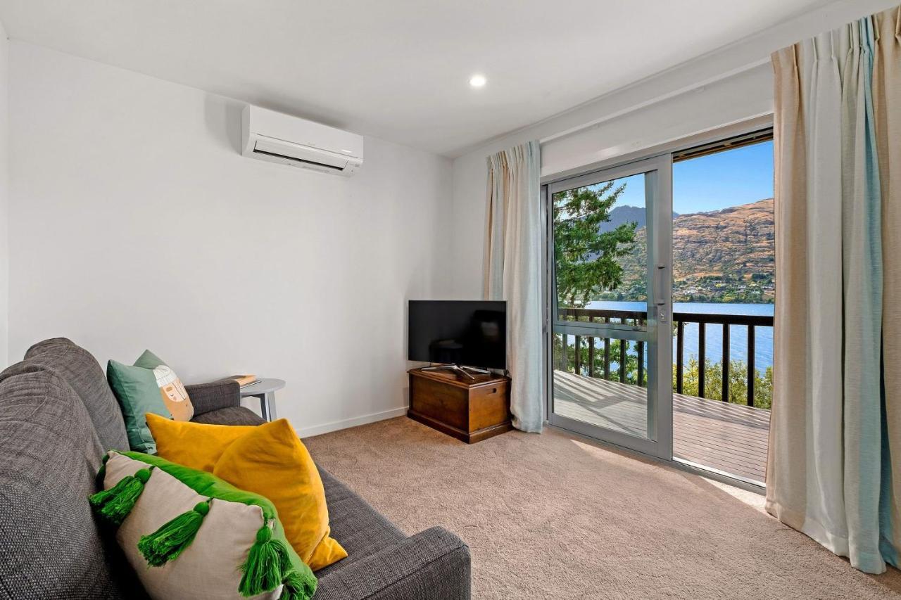 Queenstown Lakefront Dream 4 Bed ภายนอก รูปภาพ